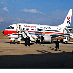 阿尔山机场空运航空快运业稳步发展的原因是什么？